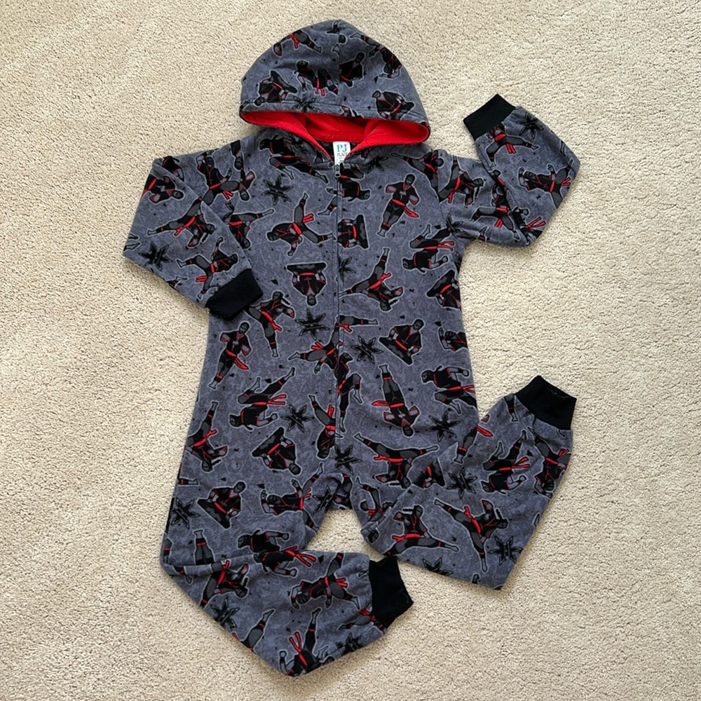 Place| boy ninja 🥷 plush hooded zipper onesie | 5T